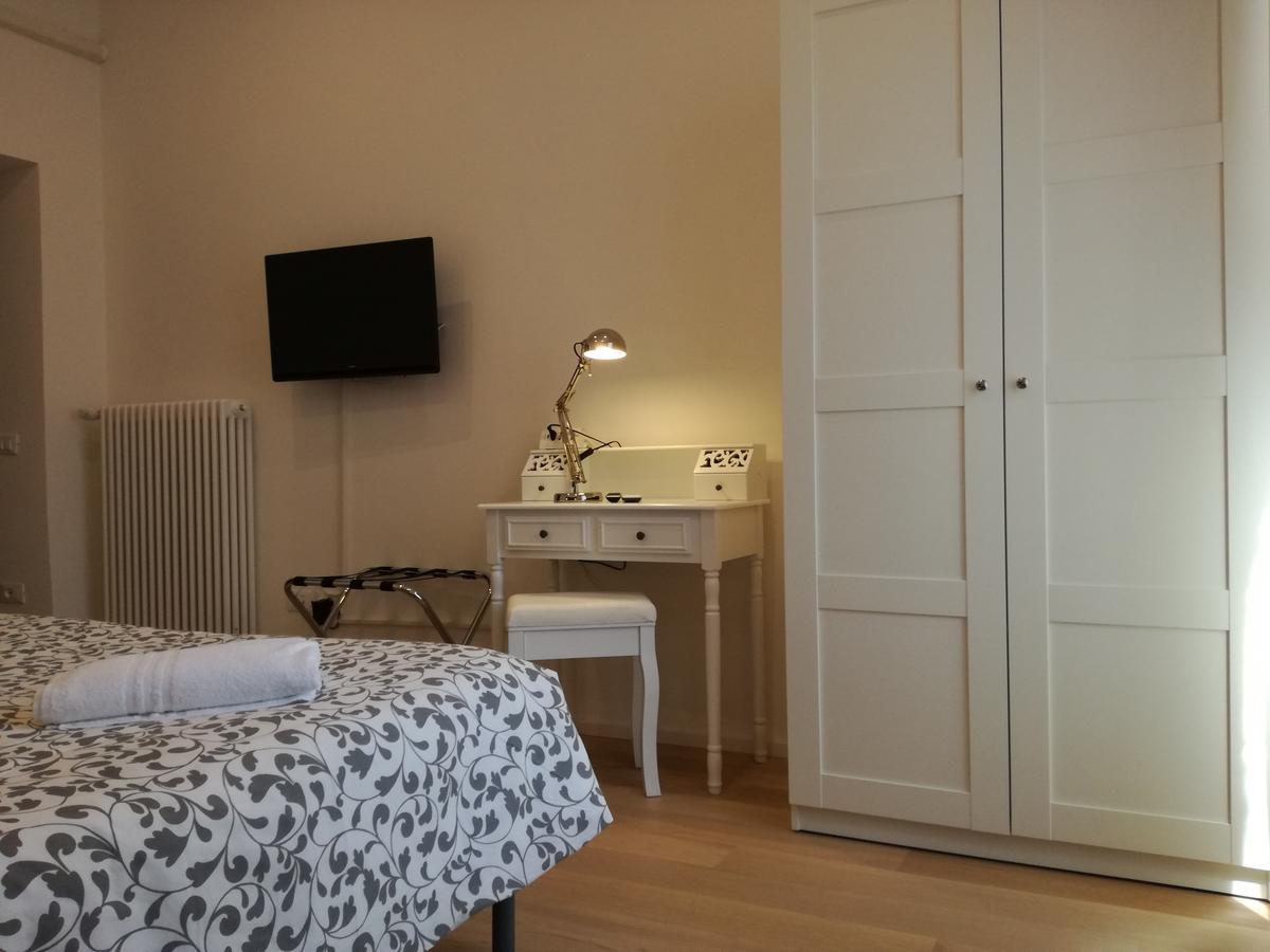 Dante Rooms And Apartment Тренто Экстерьер фото